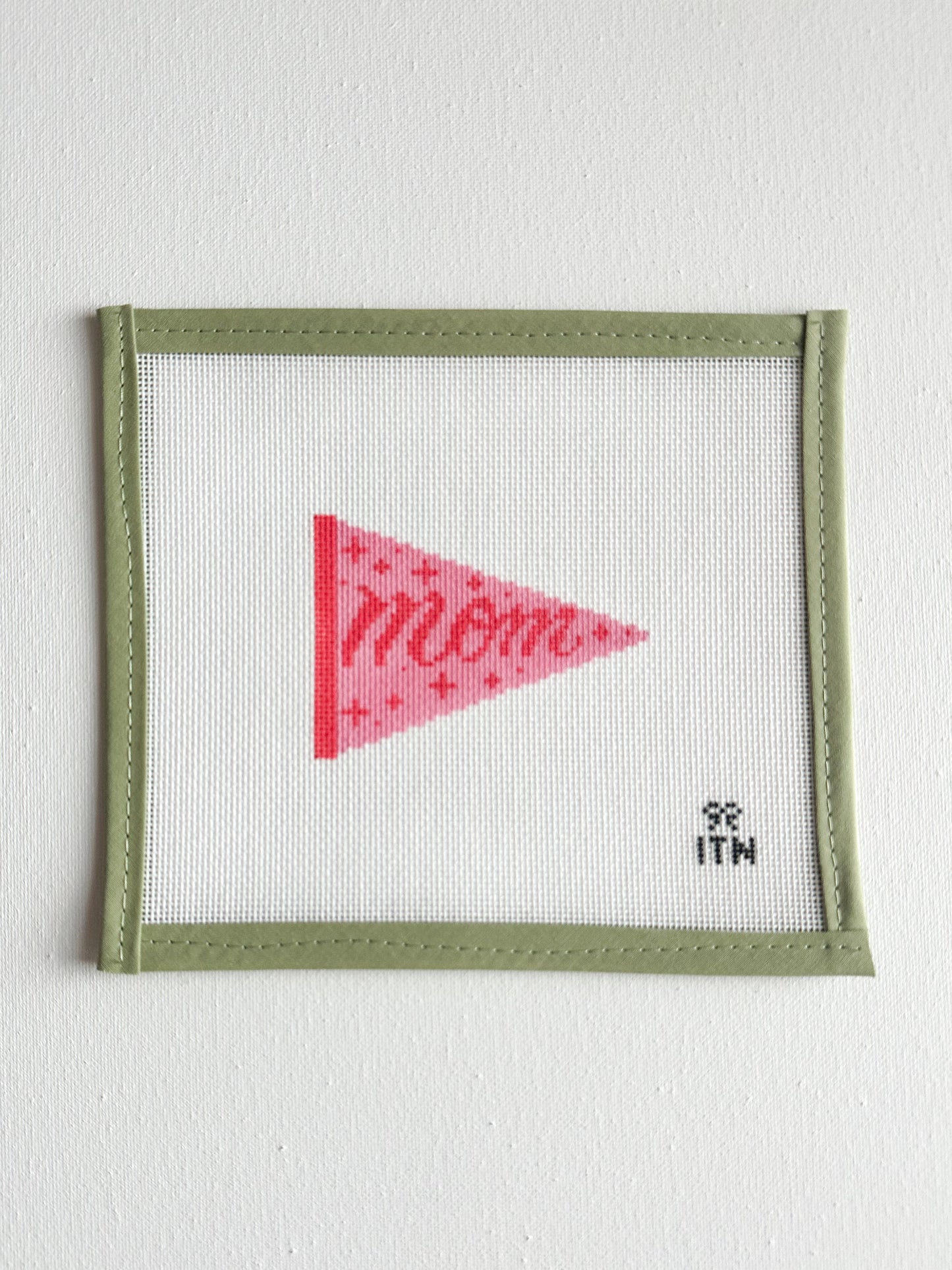 Mom Pennant